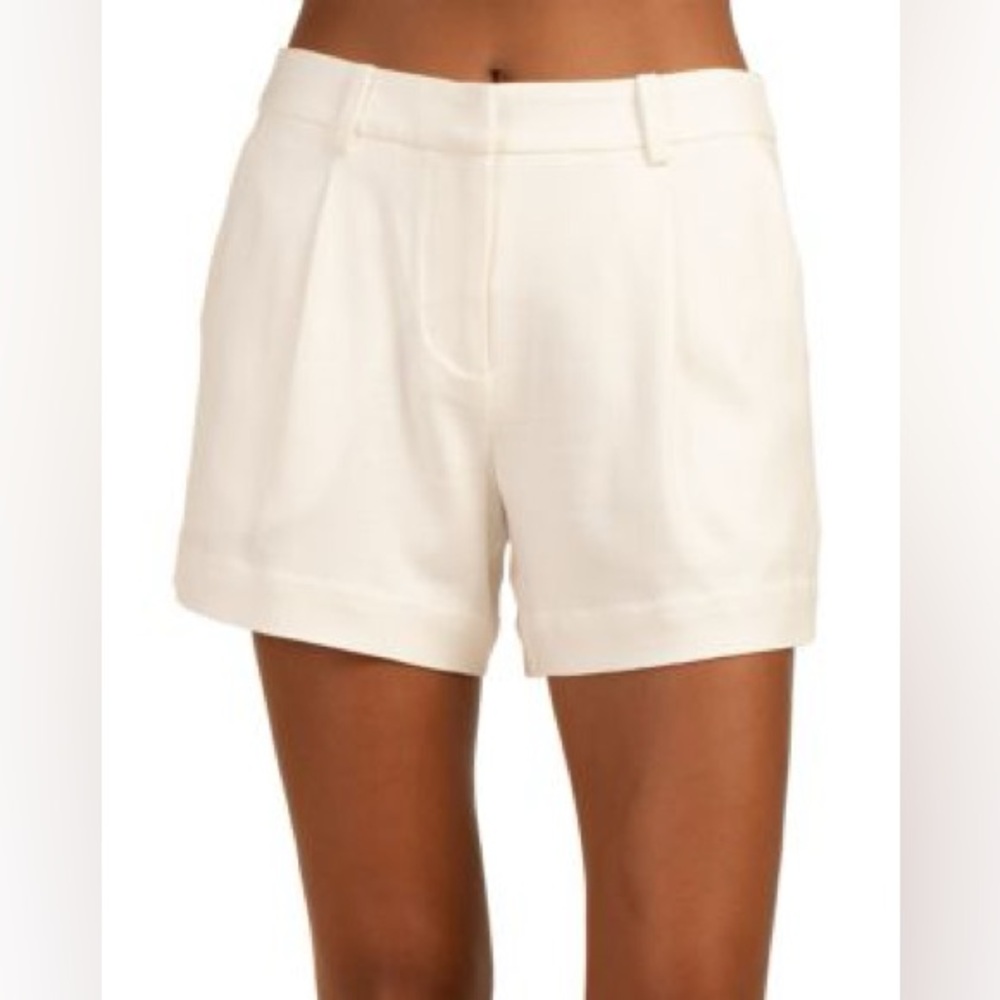 TRINA TURK
Ocotillo white Twill Shorts large
